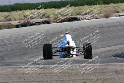 media/Jun-05-2022-CalClub SCCA (Sun) [[19e9bfb4bf]]/Group 3/Qualifying/